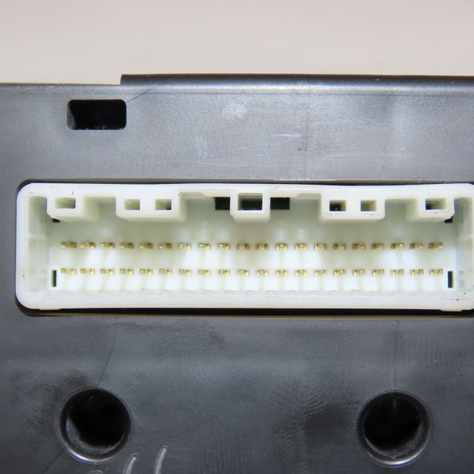 Commande de chauffage occasion RENAULT KOLEOS I Phase 1 06-2008->12-2011 2.0 DCI 150ch 275108933R 3