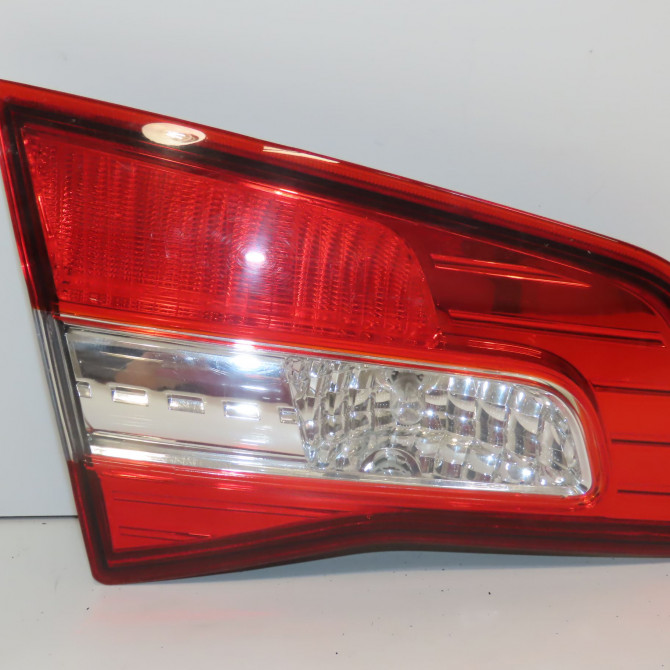 Feu arrière interieur gauche occasion RENAULT KOLEOS I Phase 1 06-2008->12-2011 2.0 DCI 150ch 26555JY05A 1