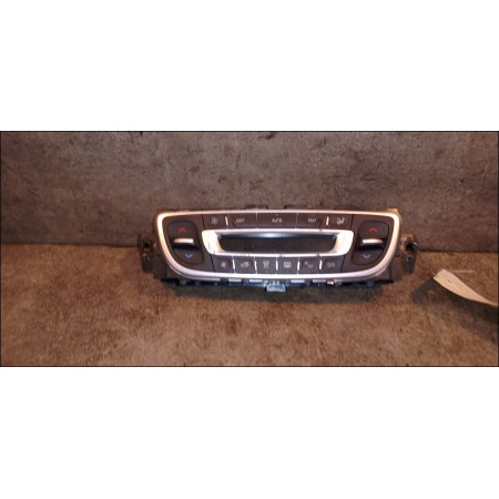Commande de chauffage occasion RENAULT MEGANE III Phase 1 11-2008->01-2012 1.9 DCI 130ch 275103596R