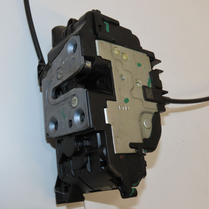 Serrure porte avg occasion RENAULT MEGANE III Phase 2 01-2012->06-2014 1.6 DCI 130ch 805030003R 2