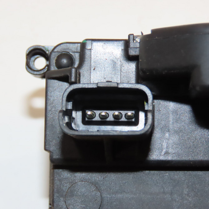 Serrure porte avg occasion RENAULT MEGANE III Phase 2 01-2012->06-2014 1.6 DCI 130ch 805030003R 4