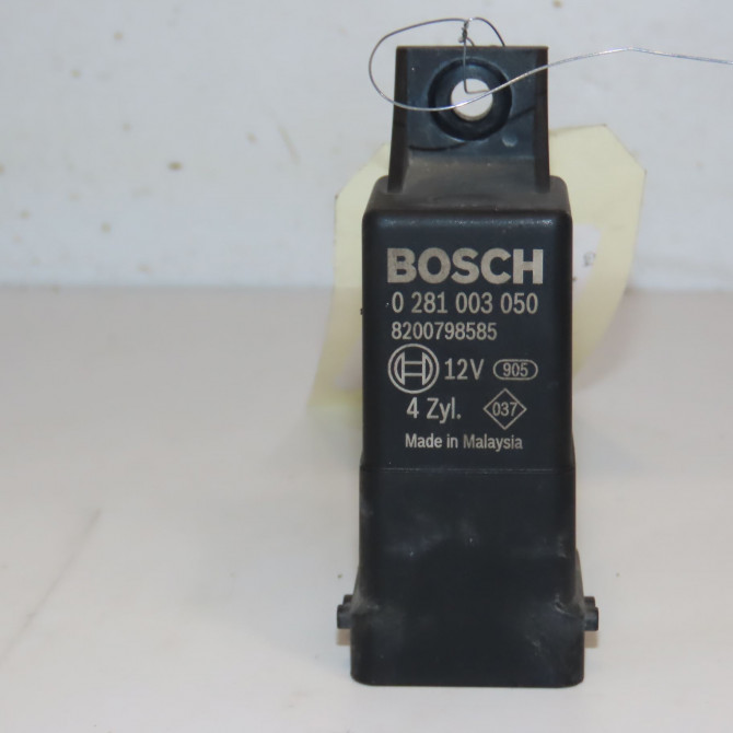 Boitier de préchauffage occasion RENAULT SCENIC III Phase 1 04-2009->11-2011 1.9 DCI 130ch 110673774R 1