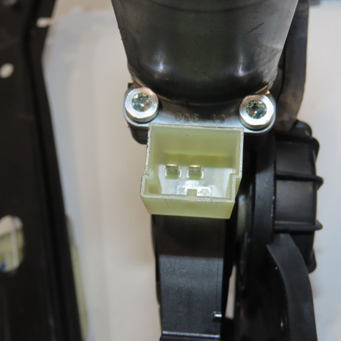 Mecanisme + moteur lève-glace avant droit occasion SEAT ATECA Phase 1 06-2016->... 575837462A 4