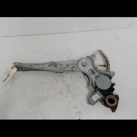 Mecanisme+moteur leve-glace ard occasion TOYOTA COROLLA VERSO II Phase 1 05-2004->06-2007 115 D-4D 698300F020