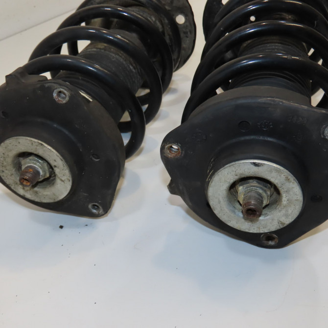 Amortisseur avant droit occasion SEAT ALTEA Phase 2 XL 08-2010->11-2012 2.0 TDI 140ch 1T0413031HE 2