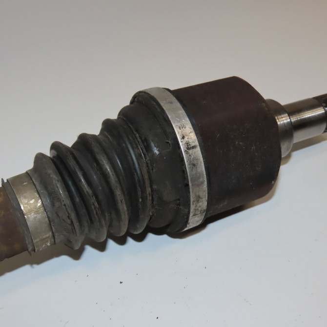 Transmission avant gauche occasion PEUGEOT 308 I Phase 2 04-2011->12-2014 1.6 HDI 8v 92ch 3272LG 3