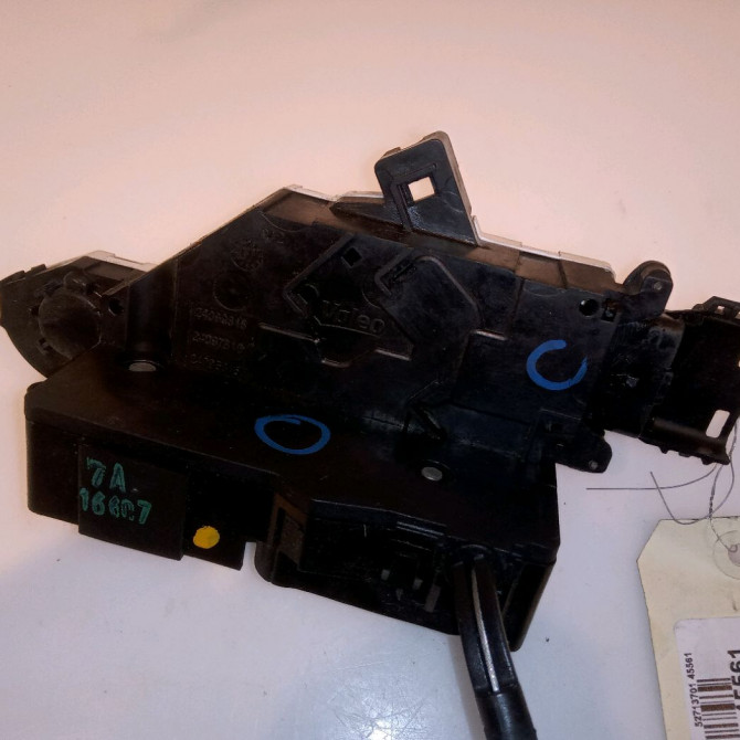 Serrure porte avd occasion PEUGEOT 207 Phase 1 04-2006->06-2013 1.6 HDI 16v 110ch 9136W2 4
