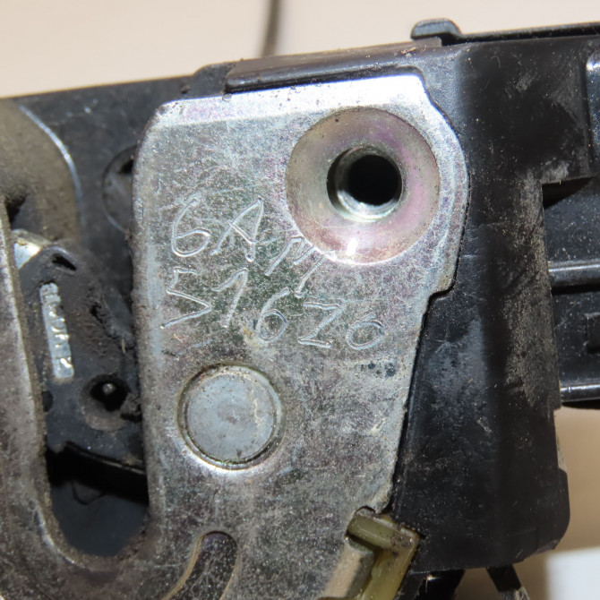 Serrure porte ard occasion RENAULT MODUS Phase 1 09-2004->12-2007 1.4i 16v 8200219249 4