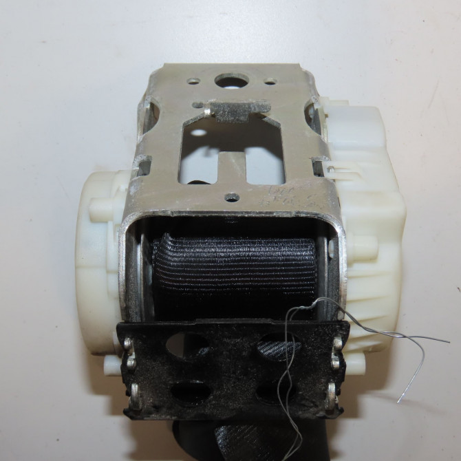 Ceinture arrière droite occasion SKODA FABIA II Phase 2 03-2010->12-2014 1.6 TDI 90ch 5J6857448BRAA 3