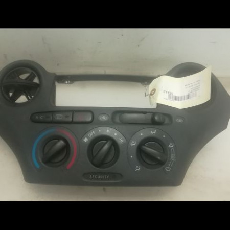 Commande de chauffage occasion TOYOTA YARIS I Phase 1 04-1999->03-2003 1.3 5591052010