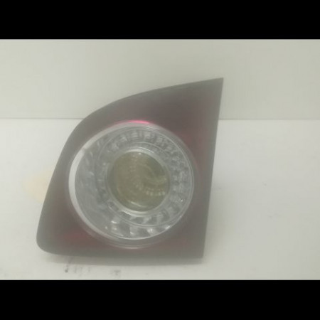 Feu arrière intérieur droit occasion VOLKSWAGEN GOLF V Phase 1 11-2003->10-2008 1.9 TDI 105ch 5M0945094S