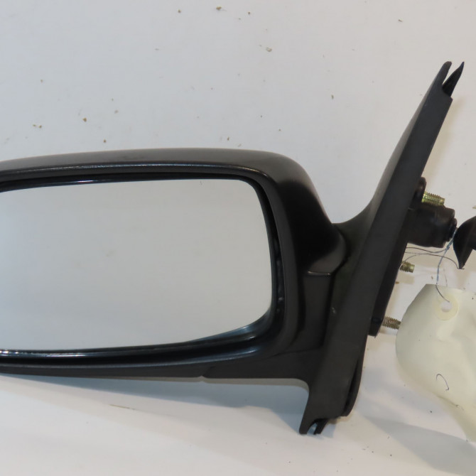Retroviseur exterieur gauche occasion TOYOTA YARIS I Phase 1 04-1999->03-2003 85 VVTI 8794052101 1