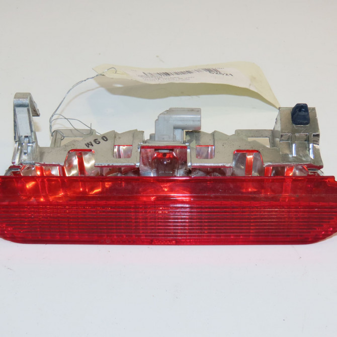 Feux stop supplementaire occasion TOYOTA YARIS I Phase 1 04-1999->03-2003 85 VVTI 8157052010 1