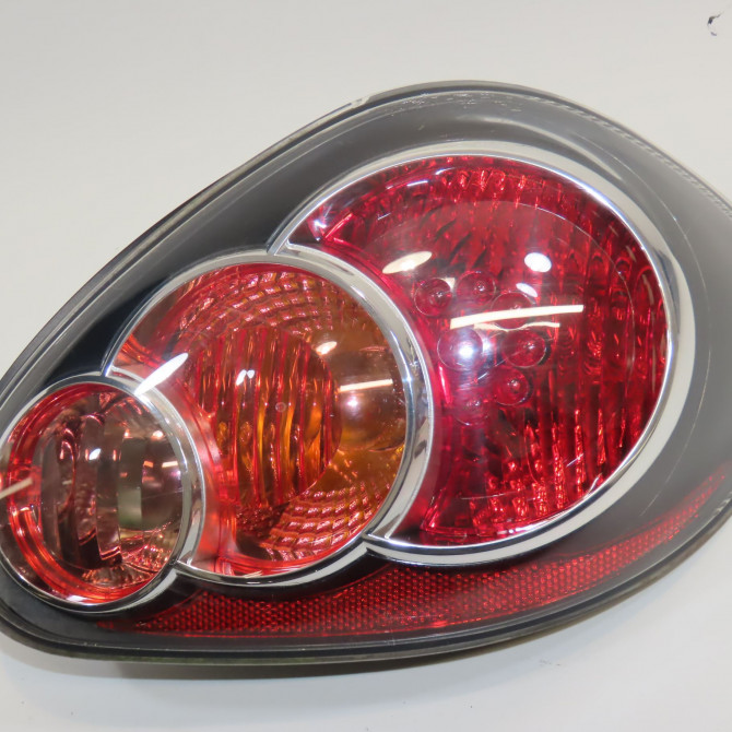 Feu arrière droit occasion TOYOTA AYGO I Phase 2 01-2009->06-2012 1.0 VVTI 815510H070 1