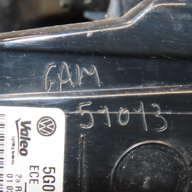 Feu arrière droit occasion  5G0945096Q 5