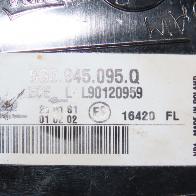 Feu arrière gauche occasion  5G0945095Q 4
