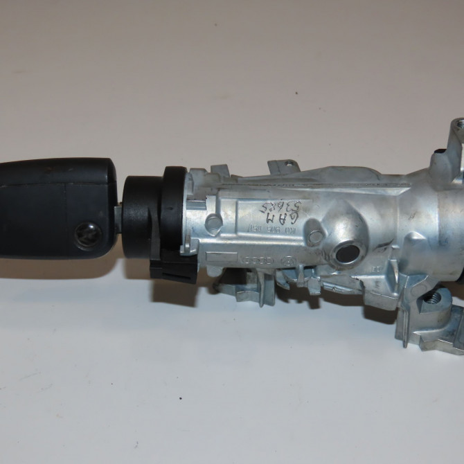 Antivol de direction occasion VOLKSWAGEN POLO VI 1K0905851D 2