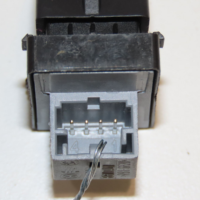 Commande lève-glace porte avant droite occasion AUDI A4 III Phase 1 01-2008->10-2011 2.0 TDI 120ch 8K0959855AV10 2