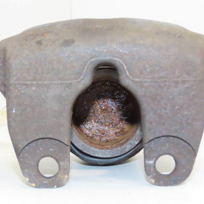 Etrier de frein avant droit occasion B.M.W. X5 I Phase 1 04-2000->12-2006 3.0d 218ch 34116773132 2