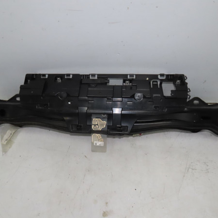 <span class="tt">Renfort pare-choc arrière occasion  </span><span class="designation"> </span>