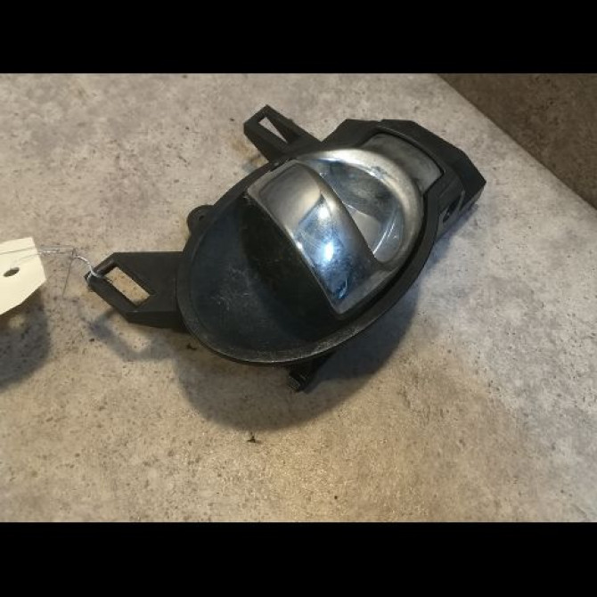 Poignee int porte avg occasion NISSAN JUKE Phase 2 03-2014->... 1.2i 115ch 80671BA61A 1