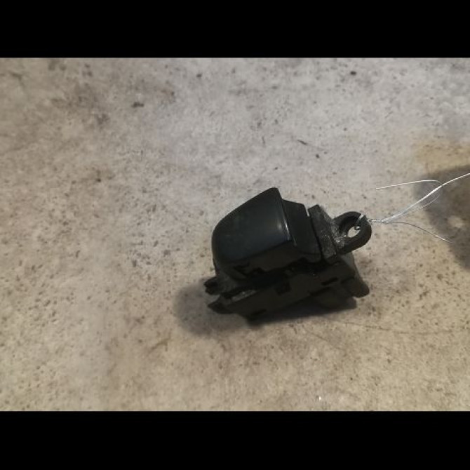 Commande leve-glace porte arrière gauche occasion NISSAN JUKE Phase 2 03-2014->... 1.2i 115ch 254111KL5A 1