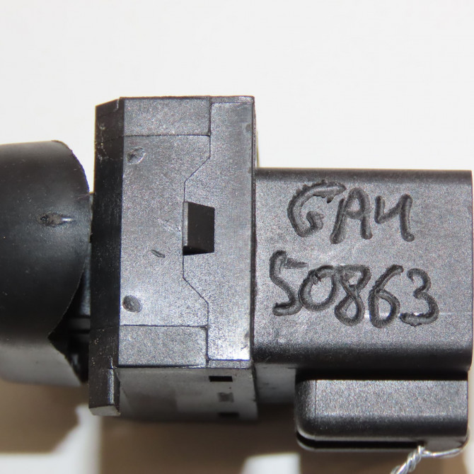 Commande leve-glace porte arrière gauche occasion CHRYSLER PT CRUISER 3