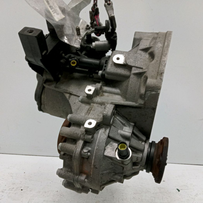 Boîte à vitesse mecanique occasion VOLKSWAGEN POLO V Phase 2 02-2014->... 1.4 TDI 90ch 2R300042N 3