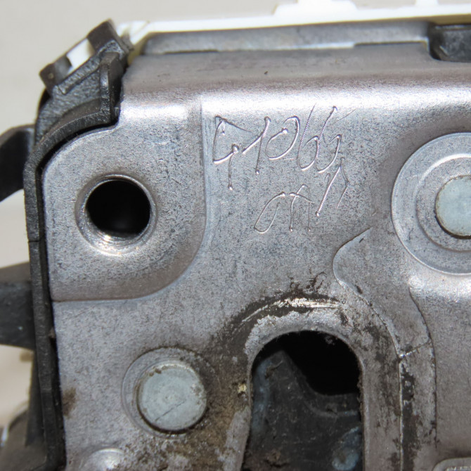 Serrure porte coulissante d occasion CITROEN BERLINGO II Phase 2 02-2012->09-2015 1.6 HDI 90ch 9137N8 4