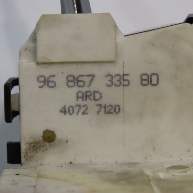 Serrure porte ard occasion CITROEN C4 I Phase 2 07-2008->10-2010 1.6 HDI 92ch 9138T5 5