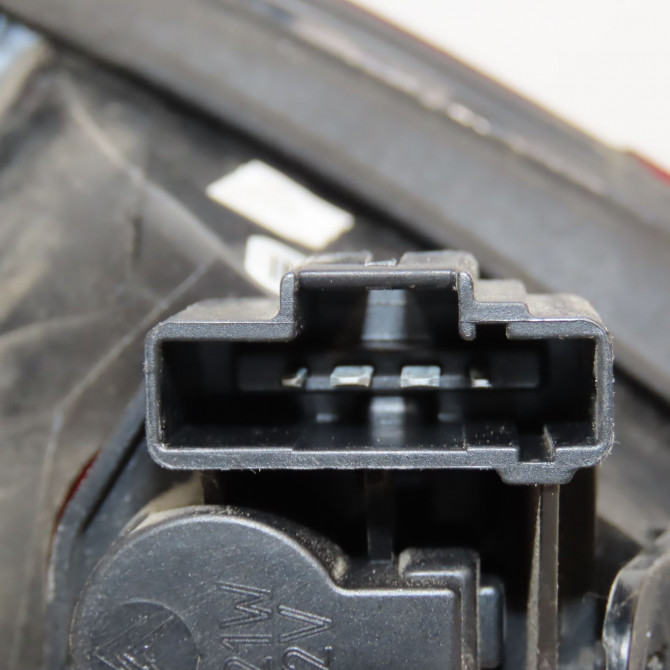 Feu arrière intérieur droit occasion CITROEN C5 II Phase 1 04-1995->04-1999 2.0 HDI 160ch 6351LW 3