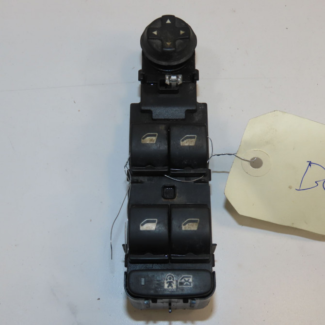 Commande lève-glace porte avant gauche occasion CITROEN C5 II Phase 1 04-1995->04-1999 2.0 HDI 140ch 6490NR 1