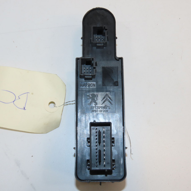 Commande lève-glace porte avant gauche occasion CITROEN C5 II Phase 1 04-1995->04-1999 2.0 HDI 140ch 6490NR 2