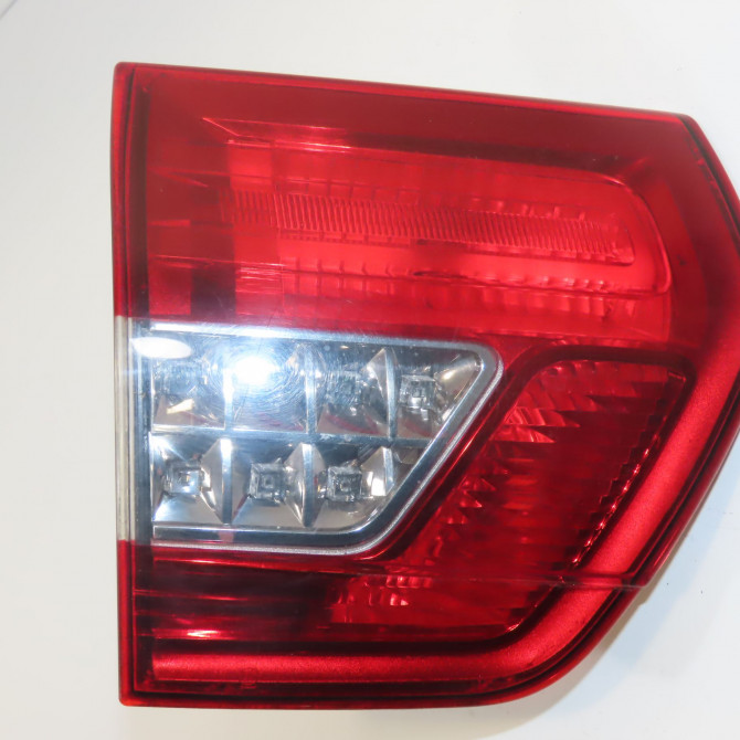 Feu arrière interieur gauche occasion CITROEN C5 II Phase 1 04-1995->04-1999 2.0 HDI 140ch 6350LW 1