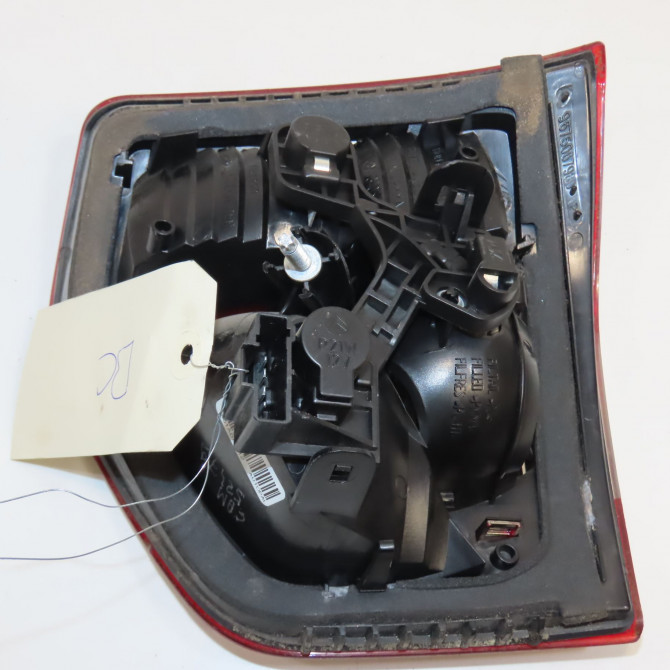 Feu arrière interieur gauche occasion CITROEN C5 II Phase 1 04-1995->04-1999 2.0 HDI 140ch 6350LW 2