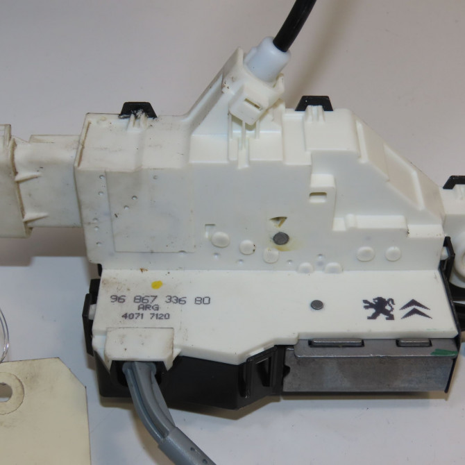 Serrure porte ard occasion CITROEN C4 I Phase 2 07-2008->10-2010 1.6 HDI 92ch 9138T5 3