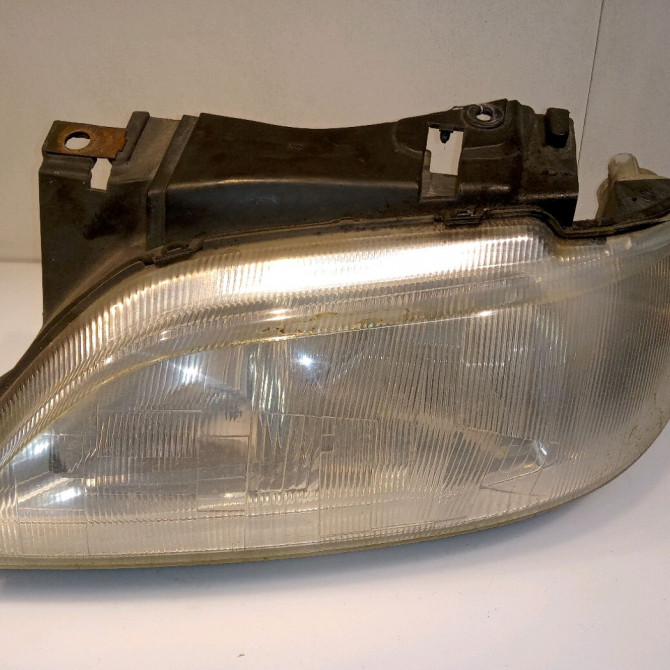 Phare gauche occasion CITROEN XSARA Phase 1 02-1998->09-2000 1.8i 6204R5 1