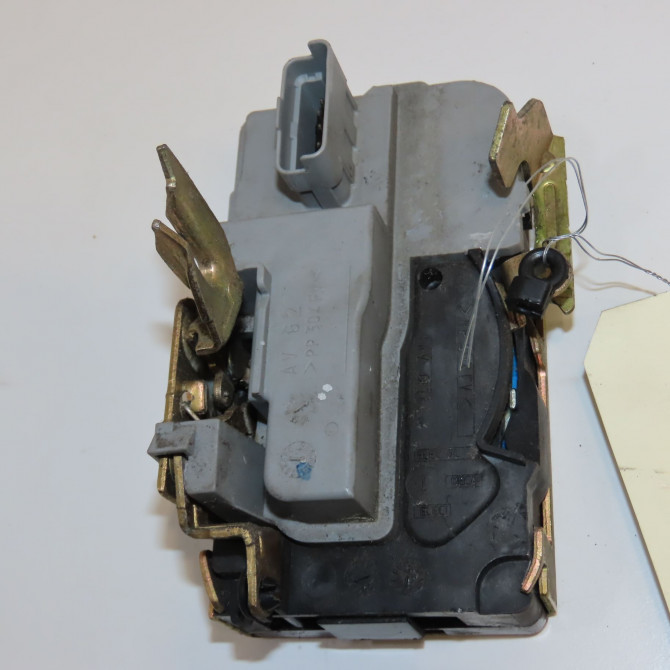 Serrure porte avg occasion CITROEN XSARA Phase 2 09-2000->12-2005 1.4i 9135H4 2