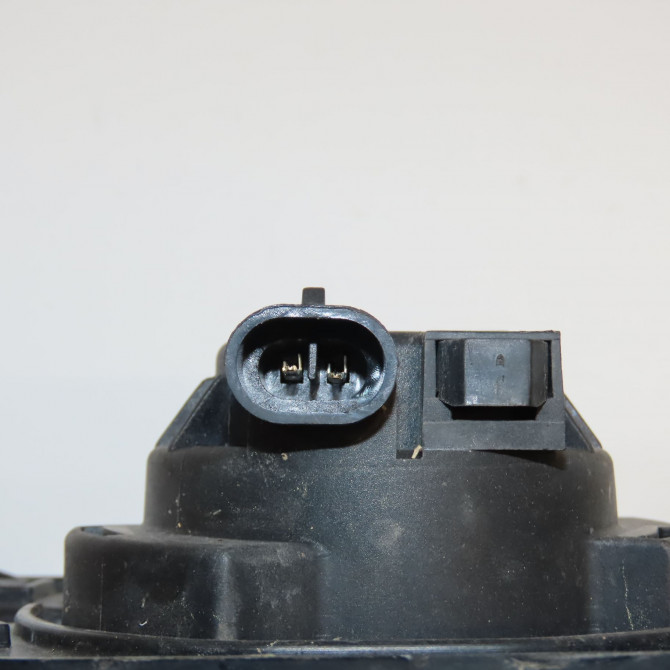 Phare antibrouillard avant gauche occasion FIAT 500 II phase 2 04-2014->... 1.2i 69ch 52007770 3