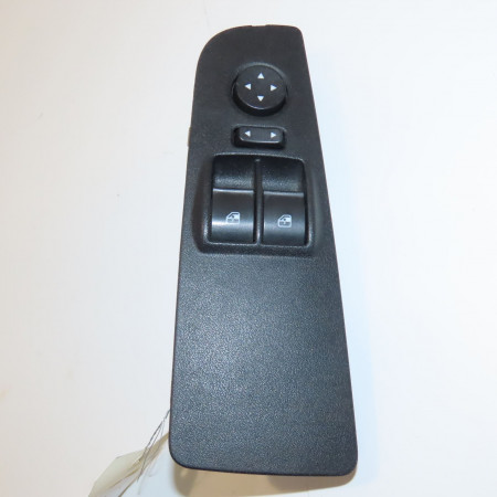 Commande lève-glace porte avant gauche occasion FIAT BRAVO II BRAVO II Phase 1 2007-03-01->2011-12-31 1.6 DT MULTIJET 16v 105ch 735441808