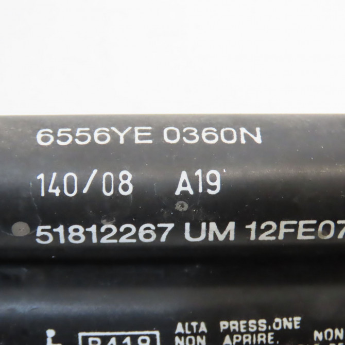 Verin droit hayon occasion FIAT BRAVO II BRAVO II Phase 1 2007-03-01->2011-12-31 1.6 DT MULTIJET 16v 105ch 51812267 2