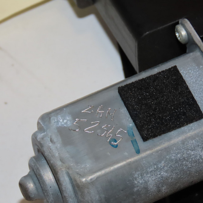 Mecanisme + moteur lève-glace avant droit occasion FIAT 500 L II Phase 1 07-2012->... 51980517 3