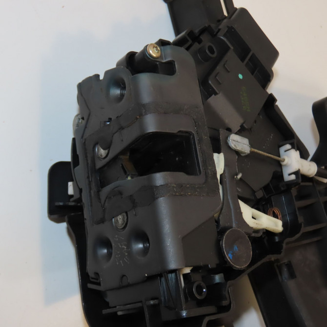 Serrure porte ard occasion FORD CMAX I Phase 1 09-2003->03-2007 2.0 TDCI 135ch 1633162 2