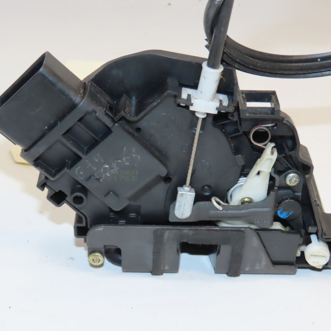 Serrure porte ard occasion FORD CMAX I Phase 1 09-2003->03-2007 1.8 TDCI 115ch 1633162 3