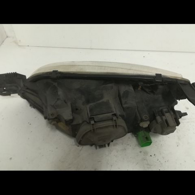 Phare droit occasion FORD FIESTA IV Phase 2 09-1999->09-2002 1.25i 2