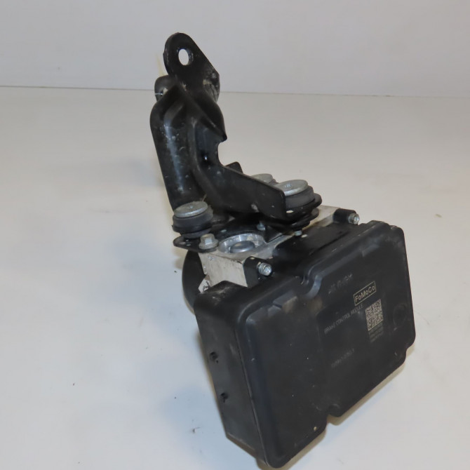 Unité hydraulique ABS occasion FORD FIESTA VI Phase 1 10-2008->11-2012 1.6 TDCI 95ch 1806320 2