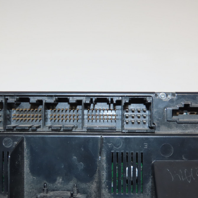 Commande de chauffage occasion AUDI A8 II Phase 2 LONG 12-2007->12-2009 4.2 FSI 350ch 3