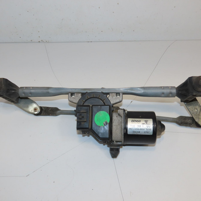 Moteur essuie-glace avant occasion FORD KA II Phase 1 10-2008->... 1.2i 69ch 1562546 1