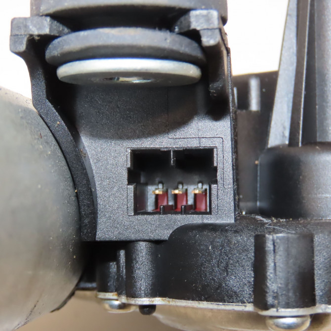 Moteur essuie-glace arrière occasion FORD KA II Phase 1 10-2008->... 1.2i 69ch 1671595 3