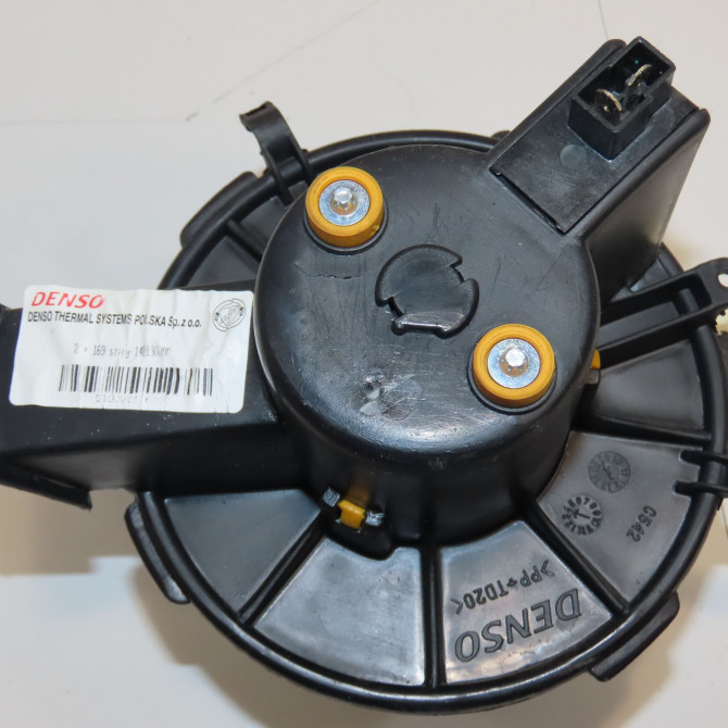 Ventilateur de chauffage occasion FORD KA II Phase 1 10-2008->... 1.2i 69ch 1557646 3